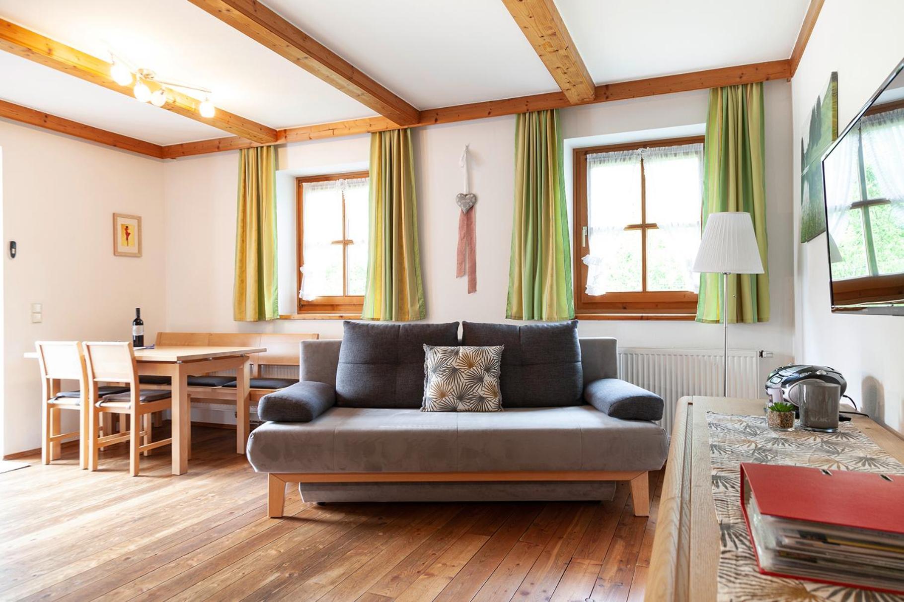Kachelofenwohnung Poelzleitner Annaberg im Lammertal Luaran gambar
